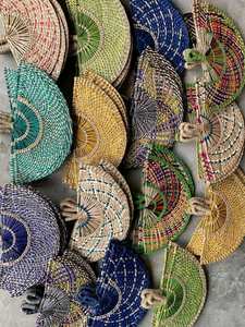 Éventail en herbe de mer, artisanat durable - Product Image 5