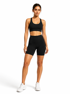 Ensemble de yoga noir 2 pièces pour femme : Crop top dos nageur à encolure dégagée et short cycliste taille haute, tenue de sport sans couture - Product Image 1