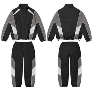 High Quality Solid Contrast Color Custom Logo Winter Men Unisex Hooded Windbreaker Nylon Lightweight <b>Tracksuit</b> - Product Image 5