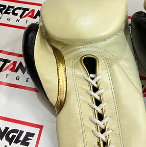 ถุงมือชกมวยหนังวัวแท้แบบผูกเชือก รุ่น Custom No Boxing no Life สำหรับฝึกซ้อมและแข่งขัน ซึมซับเหงื่อ แห้งเร็ว รับผลิตแบบ OEM จำนวนมาก - Product Image 3