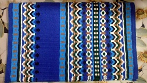 Couverture de selle de cheval de spectacle en laine faite à la main avec logo personnalisé de haute qualité, rembourrage en polyester, design inspiré de la Nouvelle-Zélande, Maanvi - Product Image 5