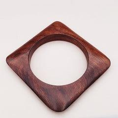 Bracelet en bois naturel tendance pour femmes, fait à la main, taille personnalisée pour un usage cadeau PAR AFZA ENTERPRISES - Product Image 2