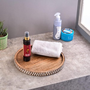 Plateau de service rond en bois avec incrustation dorée, fait main, poli, style bohème, décoratif, passe au lave-vaisselle, idéal pour les voyages et les fêtes - Product Image 1
