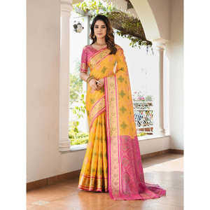 Sari en organza jaune tissé avec des fils de zari, robes de soirée élégantes - Product Image 6