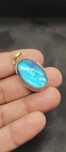 Pendentif en labradorite bleue, en laiton, fait main, collier tendance avec pierre précieuse, cadeau - Product Image 6