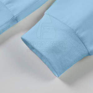 Conjunto Deportivo de Sudadera con Capucha y Pantalones Cortos para Entrenamiento, en Oferta - Product Image 4