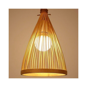 Lampe suspendue en bambou durable avec abat-jour tissé naturel - Product Image 1