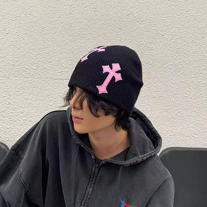 Gorro de Punto de Invierno de Lujo para Hombre, Suave y Cálido, Personalizable con Letras y Gráficos, Diseño Digital con Logotipo para Otoño - Product Image 2