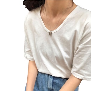 เสื้อยืดผู้หญิงทรงหลวม แขนสั้น ผ้าฝ้าย 100% ระบายอากาศได้ดี ทรงเข้ารูป สำหรับฤดูร้อน รับผลิตตามแบบ (OEM) ขายส่ง แฟชั่นลำลอง ส่งออก - Product Image 3