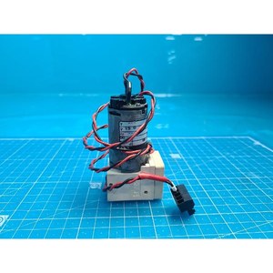 Vanne Solénoïde ECI TLM117 3/0103 596838 – Pièce Détachée d'Équipement Semi-conducteur Legacy, Utilisable Telle Quelle - Product Image 6