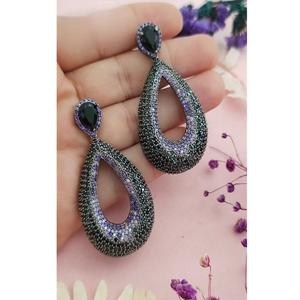 Encantadores Pendientes de Plata de Primera Calidad con Circonita Cúbica para Mujeres y Niñas, Ideales para Vestidos de Noche y Fiestas - Product Image 1