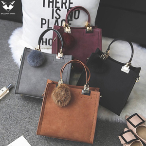 Sacs fourre-tout pour femmes en PU, faits à la main, durables, pour un usage quotidien, design spacieux, parfaits pour le travail, les voyages et les sorties décontractées, style toutes saisons - Product Image 6