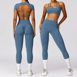 Nouveautés 2024 Ensemble de sport 2 pièces uni personnalisé pour fitness et yoga, taille mi-haute, sans couture, séchage rapide, pour la gym et l'entraînement - Product Image 5