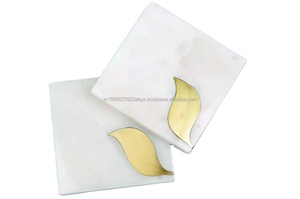 Ensemble de 4 sous-verres en marbre de style classique de qualité supérieure pour la décoration de table et les cadeaux disponibles en vrac - Product Image 4