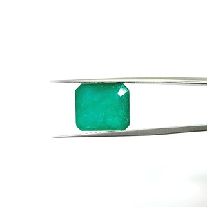 มรกตสีเขียวทรงแปดเหลี่ยม 10.05 กะรัต จากแซมเบีย พลอยหลวม รัตติชาร์ต 11.25 - Product Image 2
