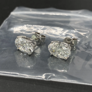Pendientes de Diamantes Ovalados de Cuatro Puntas Cultivados en Laboratorio en Oro, Oro Rosa, Oro Blanco o Plata VVS VS D E F Corte Ovalado para Mujer - Product Image 3