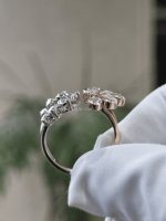 Bague de fiançailles Qube Star en or 14 carats avec diamant de laboratoire taille poire certifié IGI, design grappe, bande ouverte, 1,43 ct, modèle de luxe