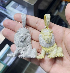 Exclusivo Colgante de Plata de Ley con Diamantes Moissanite VVS para Hombre, Diseño de León Estilo Hip Hop, Personalizado, para Venta al por Mayor - Product Image 1