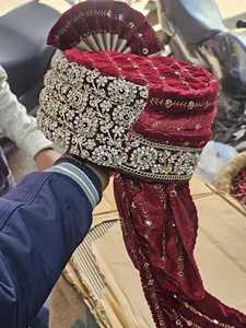 Turban de marié en velours bordeaux royal, brodé, style indien, pré-noué, Safa pour marié, couvre-chef ethnique traditionnel, vente en gros - Product Image 4