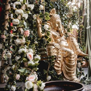 Estatua de Ganesha con columpio para la entrada de bodas en Delhi, India - Shobha Jain Impex - Product Image 1