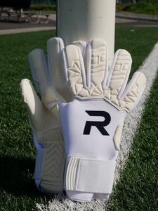 Gants de gardien de but professionnels personnalisés de haute qualité, très demandés, en caoutchouc pour l'extérieur, Blue Eagle Sports, fermeture auto-agrippante. - Product Image 6