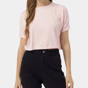 เสื้อยืดครอปสีชมพูคุณภาพสูงสำหรับผู้หญิงมาใหม่ สไตล์ลำลองเก๋ไก๋ ชุดสตรีทแวร์สุดฮิต แฟชั่นผู้หญิง OEM - Product Image 1