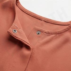 Robe Abaya Longue à Manches Longues et Col en V Perlé pour Femmes Musulmanes, Respirante, Séchage Rapide, Légère, en Polyester, Modeste, Vente en Gros - Product Image 4