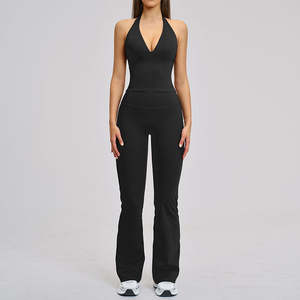 Conjunto de Yoga Sólido y Transpirable de Microfibra con Corte Ligeramente Acampanado, Estilo Europeo Americano, para Deportes, Running y Fitness, con Top Halter de Escote en V Profundo y Pantalón Largo - Product Image 4