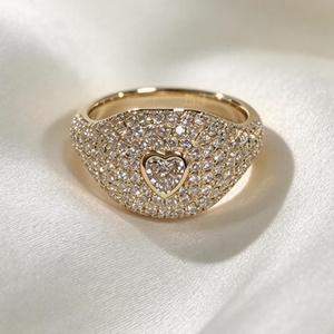 Bague Statement en Moissanite Cœur 0,50 CT entièrement pavée, en Argent Sterling 925 plaqué Rhodium, Cadeau pour Anniversaire - Product Image 2