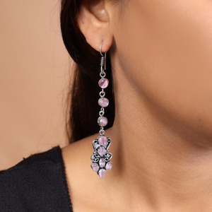 Pendientes Largos de Piedra Rosa al por Mayor |   Pendientes Colgantes Elegantes de Plata Oxidada al por Mayor |   Joyería llamativa, regalo para mujeres - Product Image 5