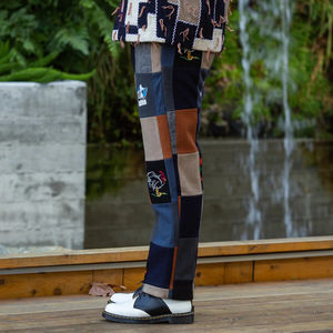 Pantalones vaqueros de mezclilla con parches para hombre, azul claro, de verano, a la moda, ajustados, con diseño patchwork - Product Image 2