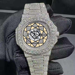 Reloj de lujo para hombre, completamente cubierto de diamantes moissanita VVS1, caja con bisel de diamantes, correa de acero inoxidable. - Product Image 1
