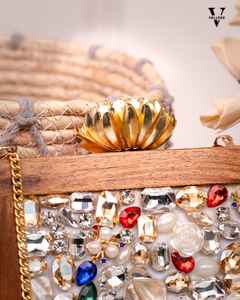 Pochette de mariée en bois artisanal pour femmes et filles, avec nacre, style vintage, portefeuille à bandoulière amovible, sac à bandoulière - Product Image 2