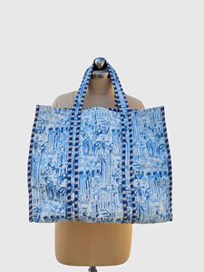 Sac fourre-tout en toile imprimé toile de Jouy bleu avec poignées rayées, style bohème, ouvert, pour toutes les saisons - Product Image 1