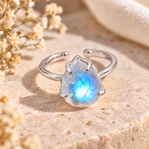 Anillos ajustables de piedra lunar arcoíris - Anillos de piedra de nacimiento hechos a mano con baño de oro, creando una joya de moda para regalar a la persona amada. - Product Image 2