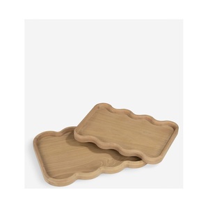 Plateau en bois de qualité supérieure, fabriqué en bois naturel, durable et élégant, idéal pour la salle à manger et la cuisine. - Product Image 1