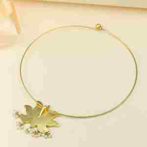 Pendentif de luxe en forme de fleur de lotus Kundan, en argent 925 plaqué or, fait main, avec chaîne à maillons, pour femme - Product Image 3