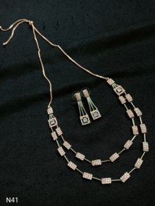 Ensemble de bijoux de mariée en diamant américain classique Collier et boucles d'oreilles en deux pièces pour mariage Style classique à la mode - Product Image 4