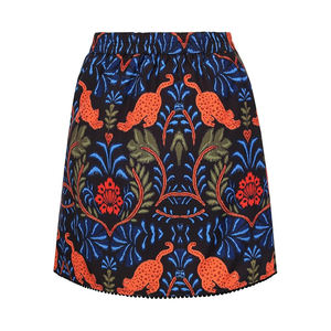 กระโปรงผู้หญิงปักลายดอกไม้ฮาวายสไตล์ฤดูใบไม้ร่วง อลโลฮ่า ชุดชายหาดสไตล์ทรอปิคอล เหมาะสำหรับวันพักผ่อน ทำจากผ้าฝ้าย 100% - Product Image 6