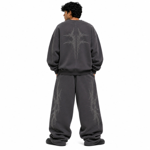 Ensemble de survêtement ample et oversize pour homme 2 pièces en molleton de coton anthracite avec sweat-shirt à strass et pantalon coupe ample, vente en gros, marque privée - Product Image 2