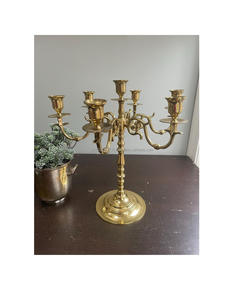 Candelabros de latón de diseño clásico europeo ideales para cenas formales casas vintage y exhibiciones de velas de boda - Product Image 6