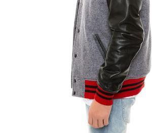 Chaqueta universitaria de béisbol con bordado de chenilla de lana y logotipo personalizado para hombre y mujer, chaqueta de invierno vintage con mangas de cuero de color personalizado. - Product Image 4