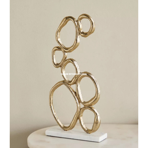Sculpture circulaire abstraite plaquée or, art minimaliste fait main, décoration pour table de salon - Product Image 3