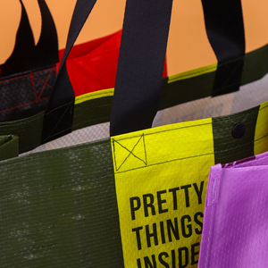 Wholesale Shopping Advertising Packaging Plastic <b>Large</b> Capacity Laminated <b>Tote</b> Tarpaulin Pp Woven Shopping <b>Bag</b> - Product Image 2
