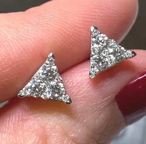 Pendientes de Diamantes con Corte Redondo en Forma de Triángulo, Cultivados en Laboratorio, Oro Blanco de 14K, Joyería Fina Moderna y Minimalista para Parejas - Product Image 1