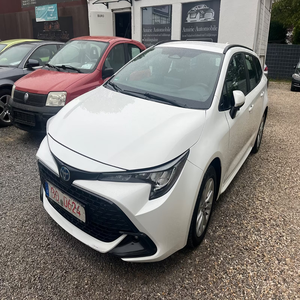 Toyota Corolla Touring Sports Hybrid Business Edition Fuel Efficient Family Wagon Hybrid Car Comfortable <b>Drive</b> - Product Image 2