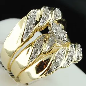 Anillo de Compromiso y Boda de Lujo Vintage con Moissanita de Corte Brillante, Chapado en Oro Amarillo sobre Plata de Ley 925 para Mujer - Product Image 3