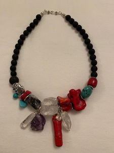 Collier en résine fait main pour femme, pendentif en résine époxy, bijou élégant en résine, collier avec pendentif floral en résine - Product Image 2