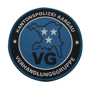 Parches Termoadhesivos Personalizados de Tela de Sarga de Poliéster con Bordado de Letras, Nombres y Logotipos - Product Image 1