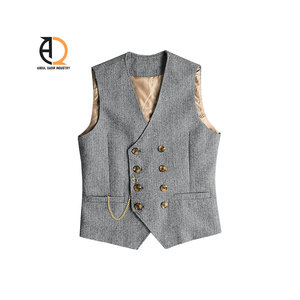 Chaleco Neza Bazi, Elegante Chaleco Tradicional para Montar a Caballo - Product Image 1